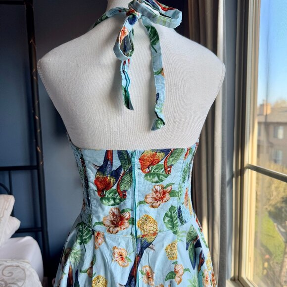 Hell Bunny Vixen Light Blue w Parrots Tropical Pin Up Tiki Halter Dress M - Picture 6 of 12